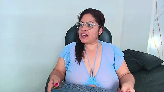 Karla hilton1 online show from February 2, 1:21 pm