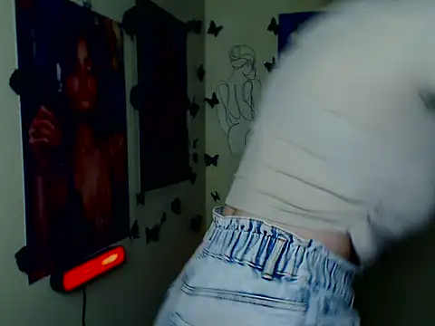 Snapshot of LadyAlice_ chatting on November 3, 7:20 am LadyAlice  online show from November 3, 7:20 am