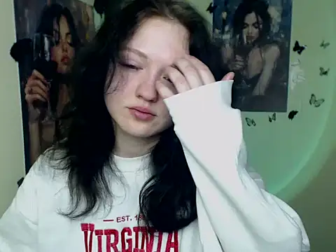 LadyAlice  online show from February 11, 6:40 am