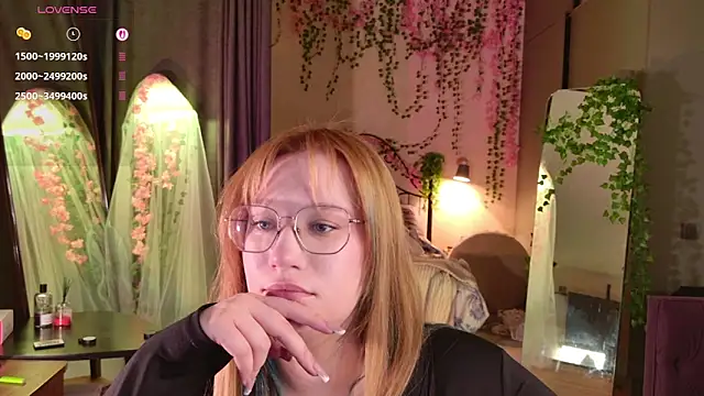 Morvelyn online show from February 28, 9:16 pm