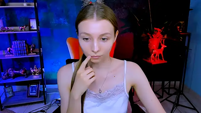 Snapshot of JulieDaniel chatting on July 6, 3:03 pm JulieDaniel online show from July 6, 3:03 pm