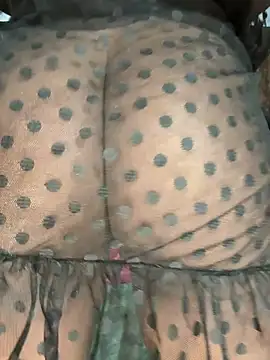 DarkBerryDiamond255 online show from July 19, 1:20 am