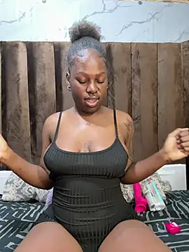 DarkBerryDiamond255 online show from July 29, 2:53 am