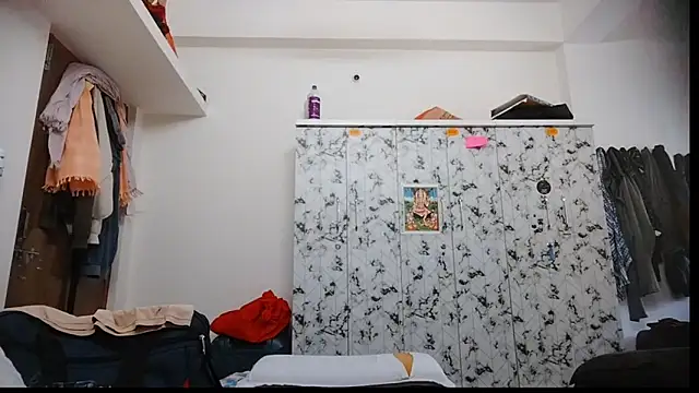 Snapshot of Rahulisagoodguy chatting on September 24, 11:13 am Rahulisagoodguy online show from September 24, 11:13 am