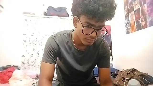 Snapshot of Rahulisagoodguy chatting on October 30, 9:00 am Rahulisagoodguy online show from October 30, 9:00 am