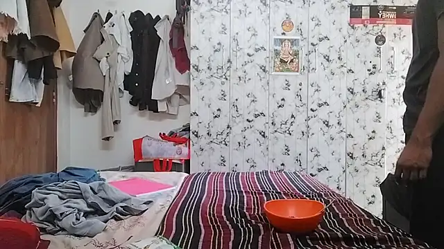 Snapshot of Rahulisagoodguy chatting on March 26, 4:51 am Rahulisagoodguy online show from March 26, 4:51 am