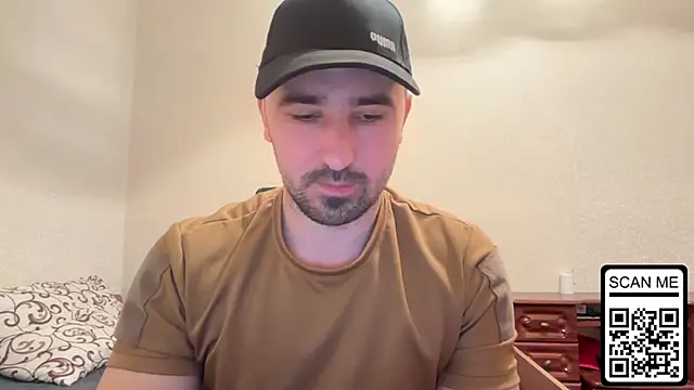 Snapshot of Hard_to_Obey chatting on April 23, 5:59 pm Hard to Obey online show from April 23, 5:59 pm