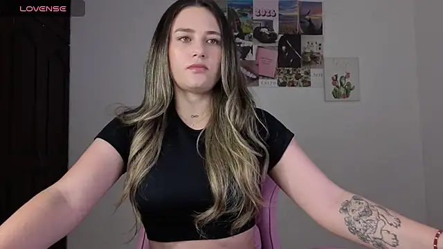 Veronika  Winslow  online show from May 24, 5:01 am