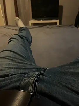 Snapshot of alfarolemmer chatting on February 20, 11:00 am alfarolemmer online show from February 20, 11:00 am