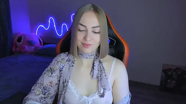 LaraKrein lk online show from April 11, 4:33 pm