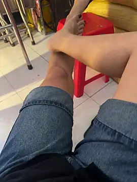 sharon-Hanna online show from March 31, 1:18 am