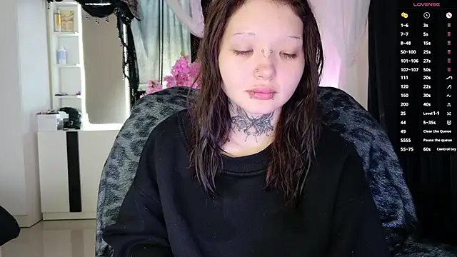 Lein Bone online show from June 20, 1:41 am