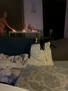 Snapshot of MiaBabyX chatting on November 28, 11:07 pm MiaBabyX online show from November 28, 11:07 pm