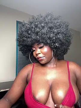 Snapshot of WomanNextdoor1 chatting on April 18, 7:58 pm WomanNextdoor1 online show from April 18, 7:58 pm