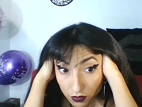 a miss online show from February 20, 9:04 pm