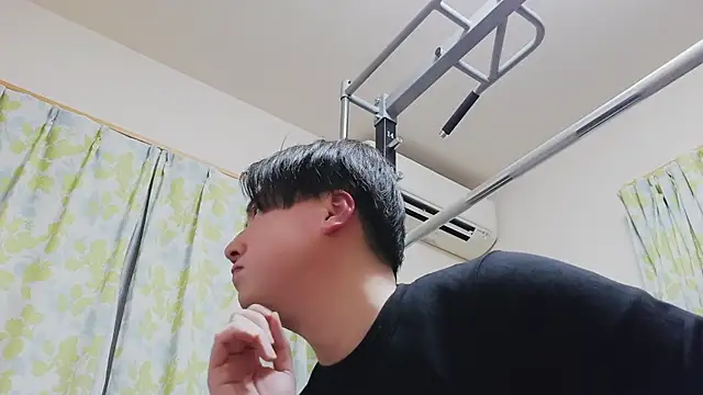 Snapshot of oyu_kun chatting on February 12, 10:10 am oyu kun online show from February 12, 10:10 am