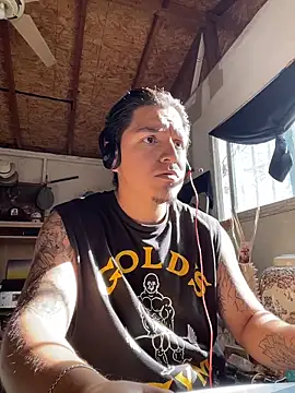 Snapshot of Shankortiz chatting on February 2, 5:44 pm Shankortiz online show from February 2, 5:44 pm