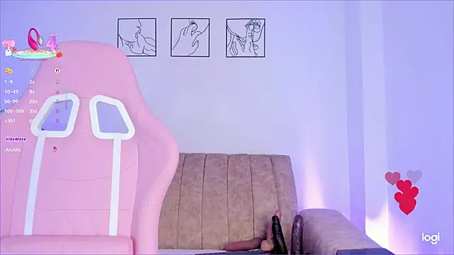 Snapshot of Lily-Soto chatting on September 15, 10:37 am Lily-Soto online show from September 15, 10:37 am