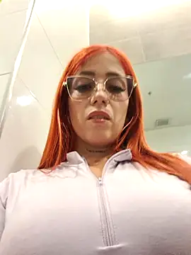 Alis xxx online show from February 19, 7:10 pm