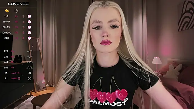 sashaloveyou online show from March 3, 11:43 pm