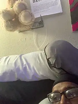 Triggerhappycj100 online show from March 16, 3:45 am