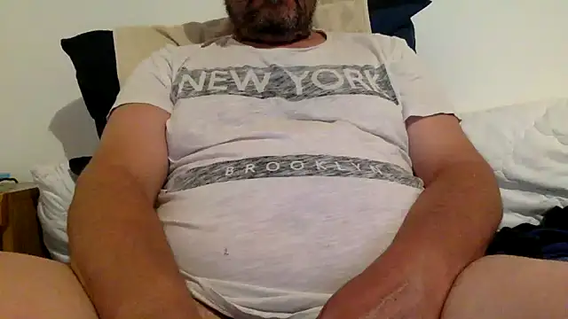 Snapshot of steve669_hot chatting on August 2, 12:03 pm steve669 hot online show from August 2, 12:03 pm