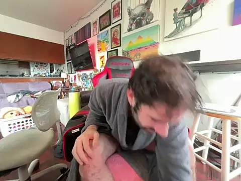 Pupscritch online show from February 23, 3:53 pm