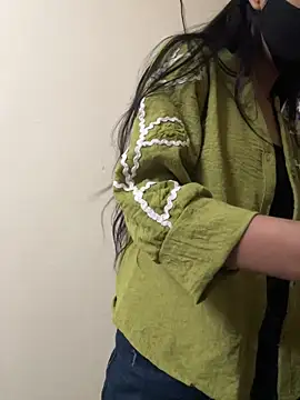 Snapshot of modelnishu chatting on May 6, 4:01 pm modelnishu online show from May 6, 4:01 pm