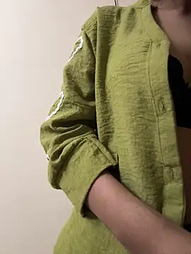 Snapshot of modelnishu chatting on May 7, 4:12 pm modelnishu online show from May 7, 4:12 pm