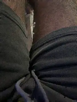 Snapshot of bigDick_000610 chatting on September 29, 6:13 pm bigDick 000610 online show from September 29, 6:13 pm