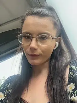 raen001 online show from July 5, 10:22 am