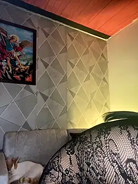 Alisse taylor2 online show from October 10, 1:10 pm