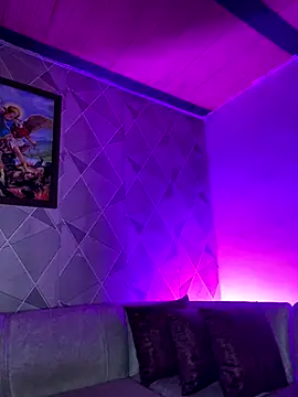 Alisse taylor2 online show from December 23, 11:08 am