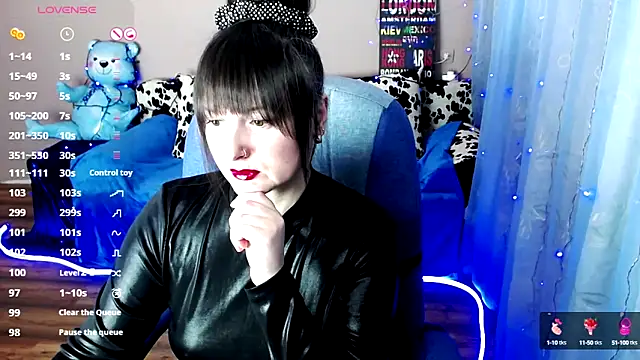 MilaRay online show from December 5, 10:55 am