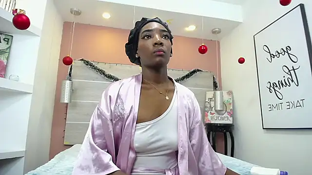 AlexandraCambell online show from January 11, 11:15 am