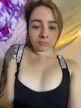 karla-thomsom10 online show from March 26, 8:25 pm