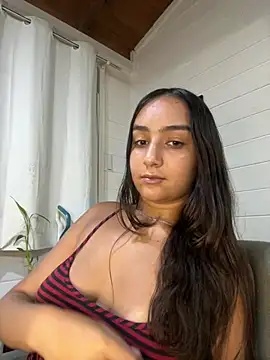 Snapshot of hannahhotwife chatting on March 31, 10:43 pm hannahhotwife online show from March 31, 10:43 pm