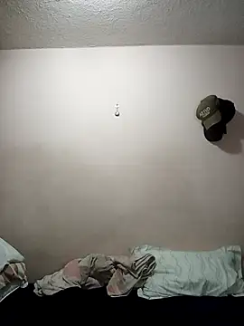 Snapshot of Blackaxes chatting on March 25, 3:56 am Blackaxes online show from March 25, 3:56 am