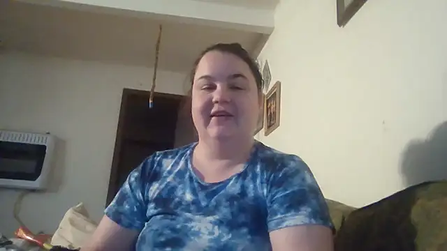 Snapshot of LittleBunny3 chatting on October 12, 10:53 pm LittleBunny3 online show from October 12, 10:53 pm