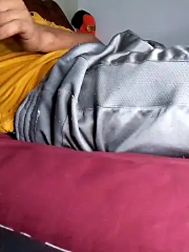 Snapshot of Bosssweet22cm chatting on January 7, 1:52 am Bosssweet22cm online show from January 7, 1:52 am