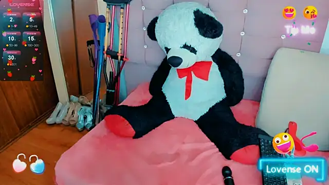 Snapshot of _samy_huber chatting on October 29, 6:20 pm samy huber online show from October 29, 6:20 pm