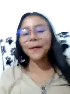 SofieLove 01 online show from April 8, 10:10 pm