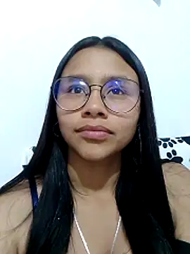 SofieLove 01 online show from April 12, 10:37 pm