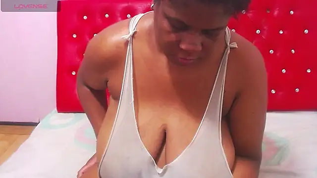 wonderfuldiana online show from February 2, 11:03 pm