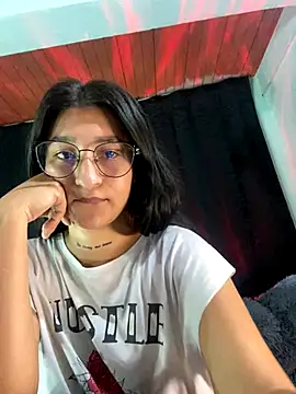 EVAH LEE  online show from October 23, 1:27 am