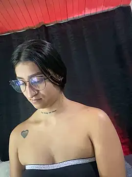 EVAH LEE  online show from October 31, 3:51 am