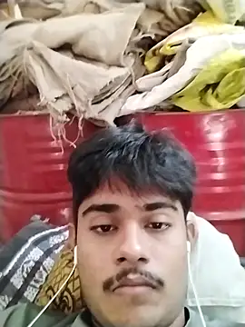 Snapshot of isisieueie chatting on October 11, 5:50 am isisieueie online show from October 11, 5:50 am