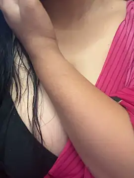 Snapshot of annanya01 chatting on June 18, 12:42 pm annanya01 online show from June 18, 12:42 pm