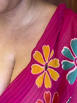 Snapshot of annanya01 chatting on July 1, 5:09 am annanya01 online show from July 1, 5:09 am