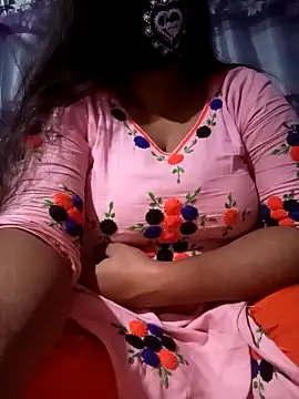 Snapshot of ANNA_HOT111 chatting on February 5, 4:11 pm ANNA HOT111 online show from February 5, 4:11 pm